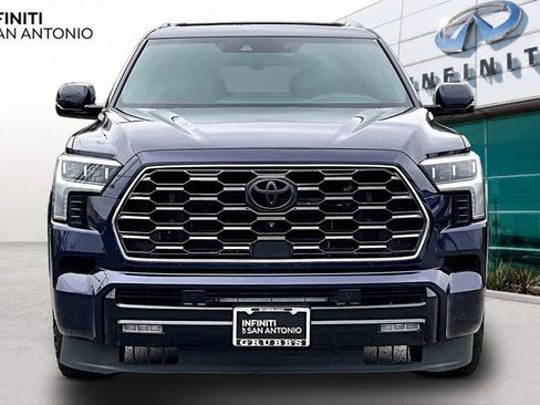 Used 2024 Toyota Sequoia Platinum AWD/4WD image 4