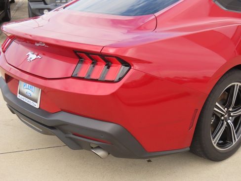 Certified 2024 Ford Mustang Coupe RWD image 12