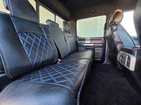 Used 2015 Ford F150 Lariat image 14