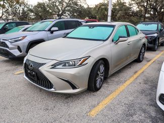 Used 2021 Lexus ES 350 w/ Premium Package video 1