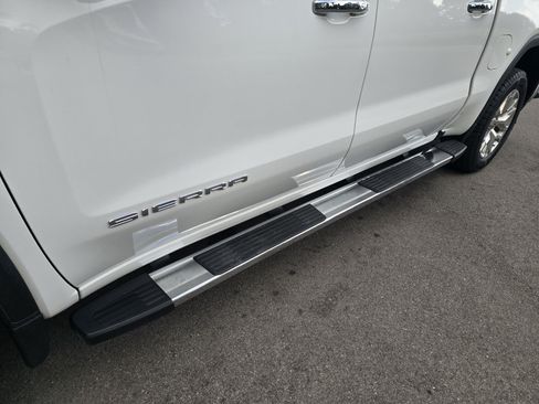Used 2019 GMC Sierra 1500 SLT w/ SLT Premium Package AWD/4WD image 11