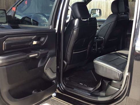 Used 2020 RAM 1500 Limited w/ Black Appearance Package image 12