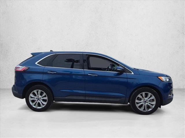 Used 2022 Ford Edge Titanium AWD/4WD image 4