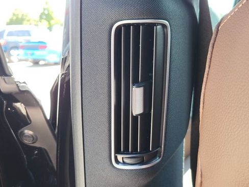 New 2025 Mercedes-Benz GLS 450 4MATIC image 37