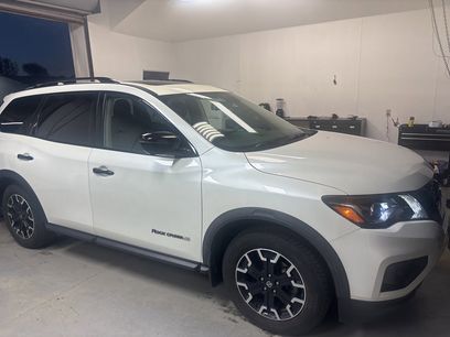 Used 2019 Nissan Pathfinder SL