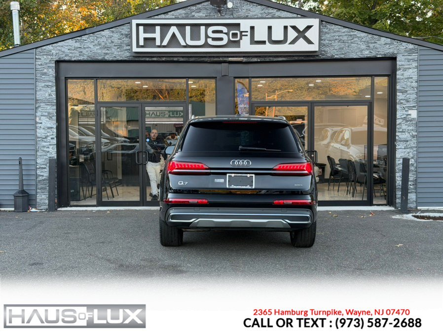 Used 2021 Audi Q7 2.0T Premium w/ Convenience Package AWD/4WD image 23