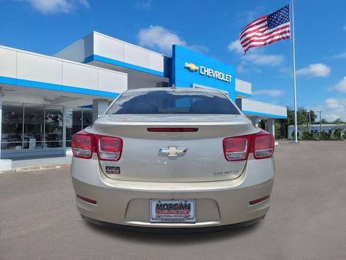 Used 2013 Chevrolet Malibu LT w/ Power Convenience Package FWD image 4