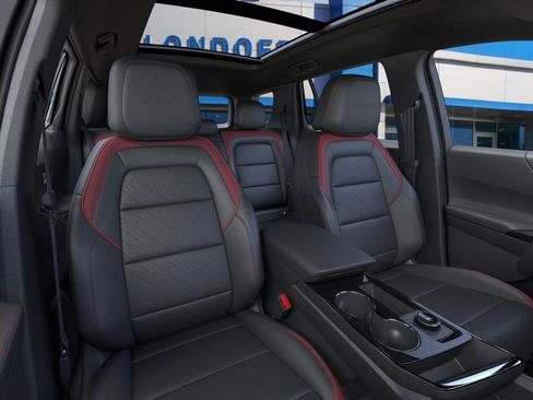 New 2026 Chevrolet Equinox RS w/ Convenience Package III AWD/4WD image 16
