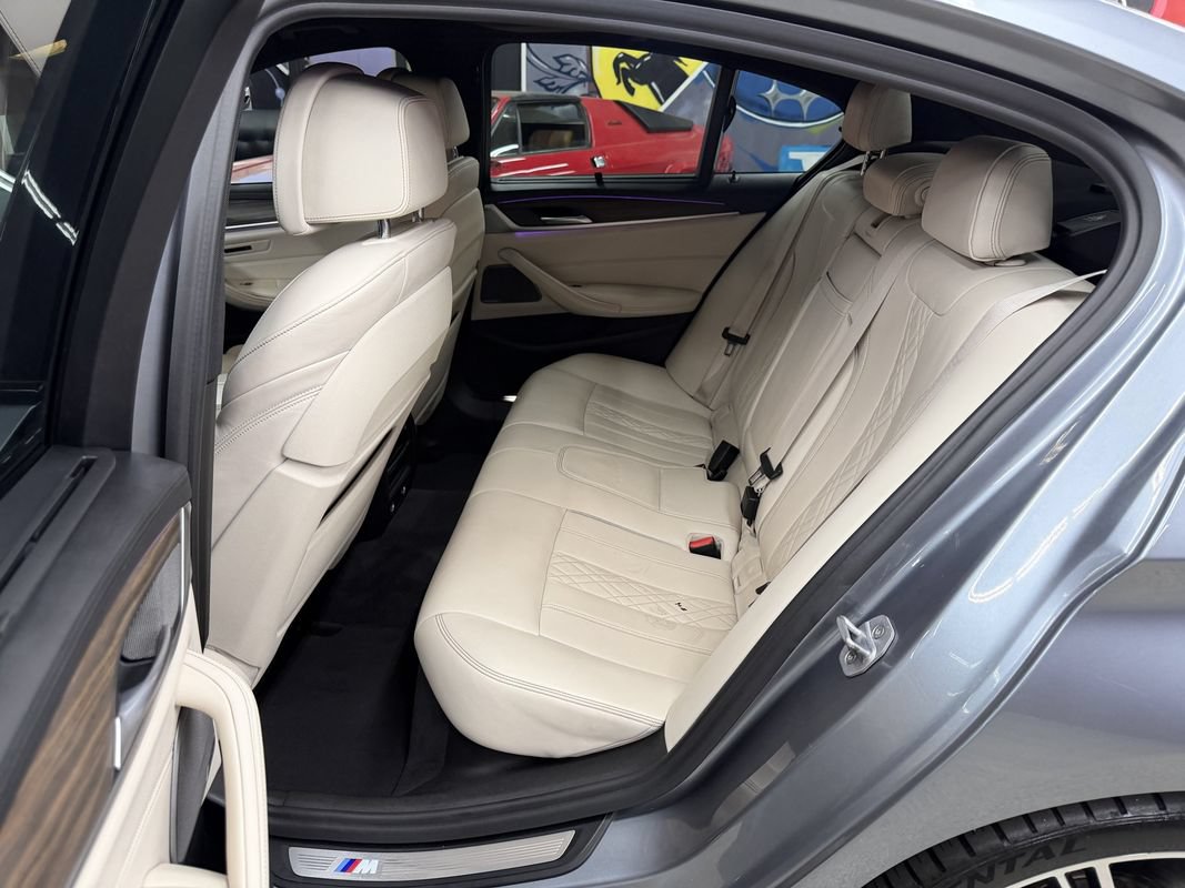 Used 2018 BMW M550i xDrive AWD/4WD image 13