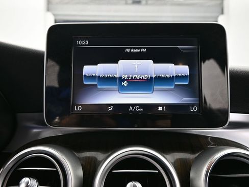 Used 2019 Mercedes-Benz GLC 300 GLC 300 image 22