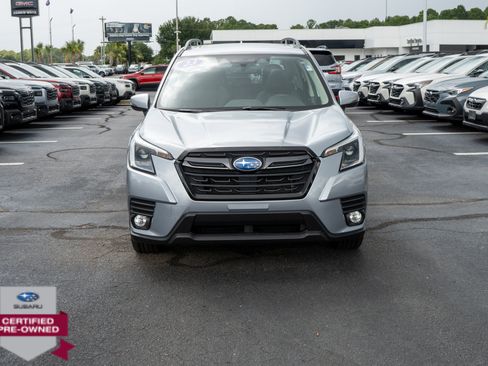 Used 2023 Subaru Forester Limited w/ Popular Package #2 AWD/4WD image 8