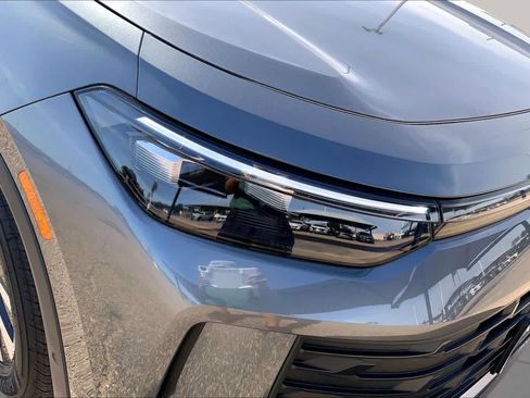 New 2026 Volkswagen Tiguan S FWD image 13