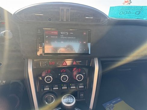 Used 2020 Toyota 86 RWD image 13