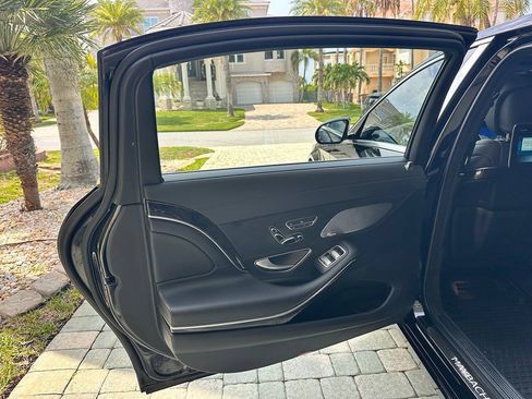 Used 2018 Mercedes-Benz Maybach S 560 4MATIC image 71