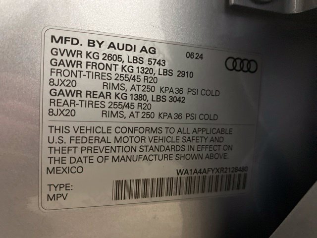 Used 2024 Audi SQ5 Premium w/ Convenience Package AWD/4WD image 97