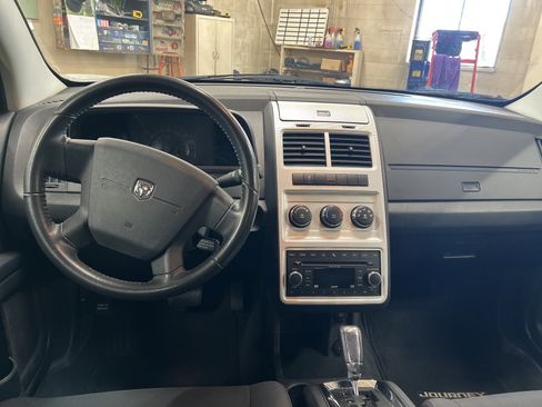 Used 2010 Dodge Journey SE w/ Popular Equipment Group FWD image 9