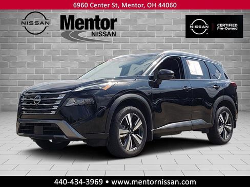 Certified 2024 Nissan Rogue SL image 3