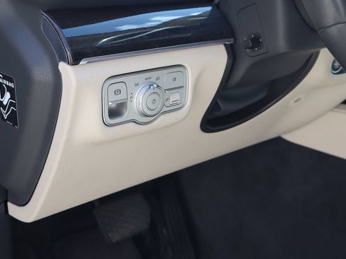 Used 2020 Mercedes-Benz GLE 350 image 24