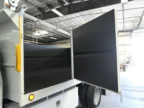 New 2026 Ford F550 2WD Regular Cab Super Duty image 27