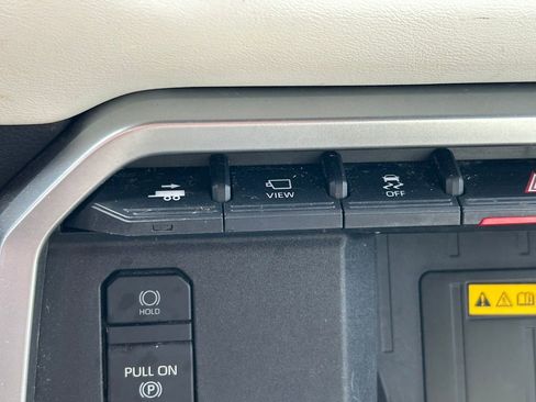 Used 2023 Toyota Sequoia Capstone RWD image 40