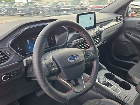 Used 2025 Ford Escape ST-Line AWD/4WD image 15