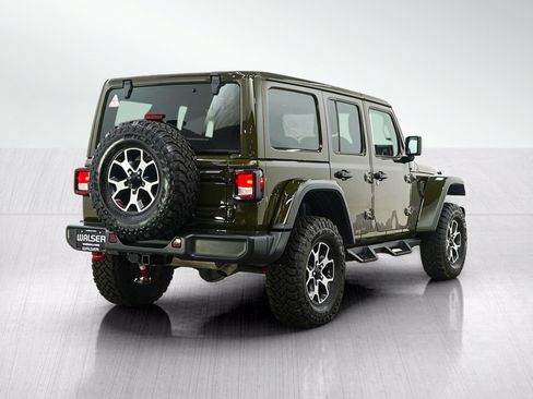 Used 2023 Jeep Wrangler Unlimited Rubicon w/ Dual Top Group AWD/4WD image 5