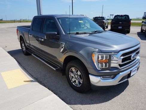 Used 2022 Ford F150 XLT w/ Equipment Group 302A High AWD/4WD image 6