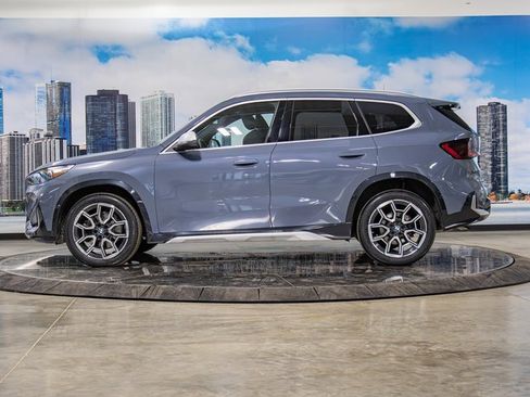 Certified 2024 BMW X1 xDrive28i w/ Premium Package image 6