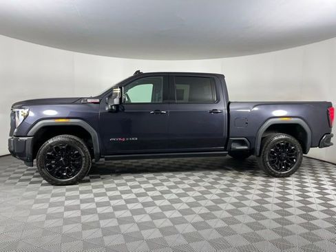 Used 2025 GMC Sierra 2500 AT4 w/ AT4 Premium Plus Package AWD/4WD image 5