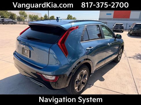 Certified 2024 Kia Niro Wave FWD image 4