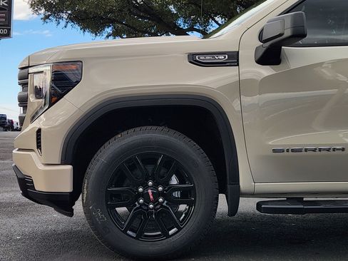 New 2026 GMC Sierra 1500 Pro w/ Graphite Edition AWD/4WD image 6