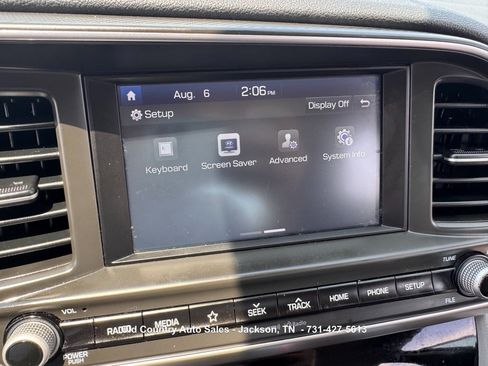 Used 2019 Hyundai Elantra SEL FWD image 34