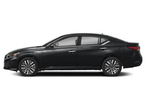Used 2024 Nissan Altima 2.5 SV FWD image 3