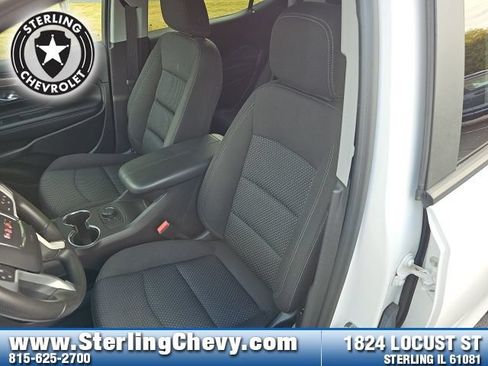 Used 2024 GMC Terrain SLE FWD image 11