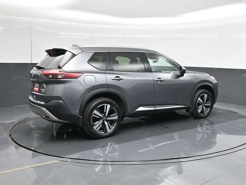 Used 2023 Nissan Rogue Platinum AWD/4WD image 3