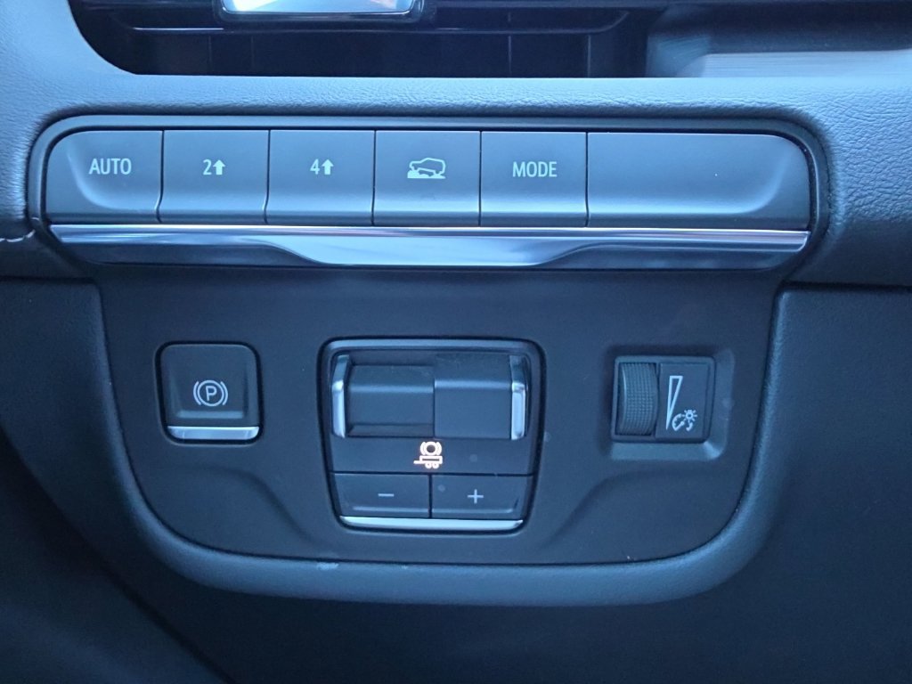 Used 2023 Cadillac Escalade Sport AWD/4WD image 21