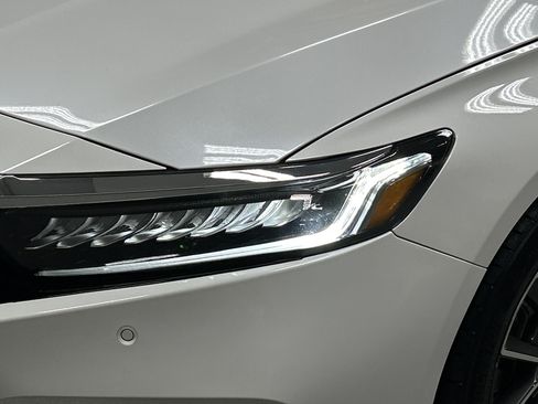 Used 2021 Honda Accord EX-L image 6