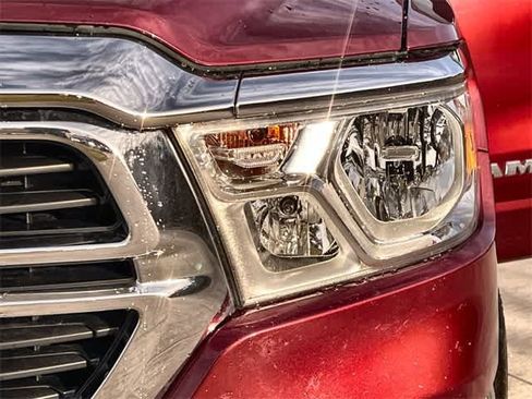 Used 2021 RAM 1500 Big Horn image 24