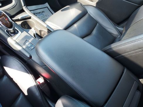 Used 2017 Cadillac XT5 Luxury w/ Driver Awareness Package image 27