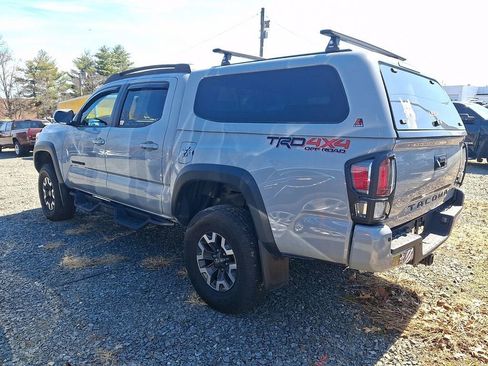 Used 2020 Toyota Tacoma TRD Off-Road w/ TRD Premium Off Road Package image 7