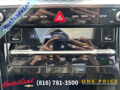 Used 2022 Kia Carnival SX Prestige image 34