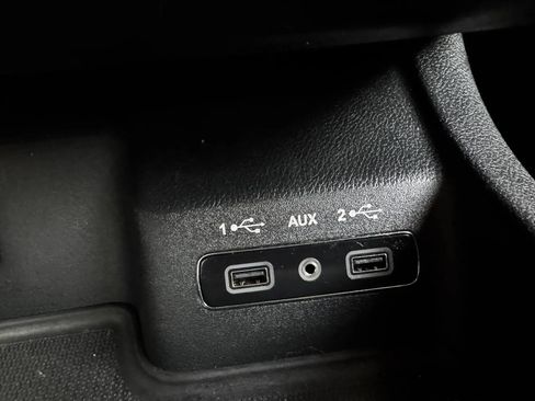 Used 2018 Dodge Durango GT AWD/4WD image 24