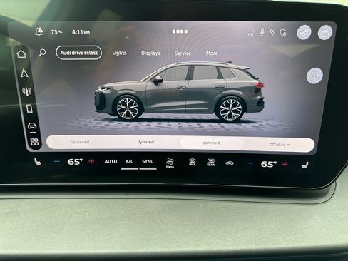 New 2026 Audi Q3 quattro 2.0T AWD/4WD image 17