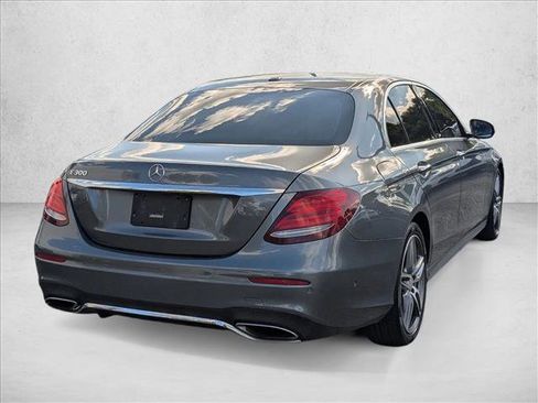 Used 2017 Mercedes-Benz E 300 image 5