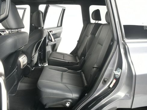 Used 2021 Lexus GX 460 Premium AWD/4WD image 35