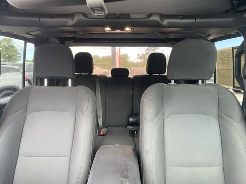Used 2021 Jeep Gladiator Sport AWD/4WD image 28