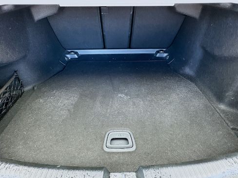 Used 2024 Mercedes-Benz C 300 Sedan image 18