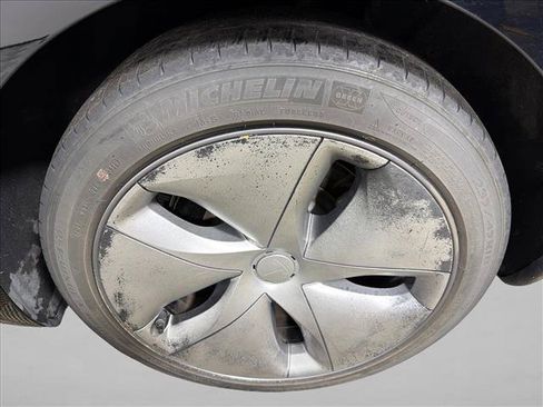 Used 2018 Tesla Model 3 Long Range AWD/4WD image 21