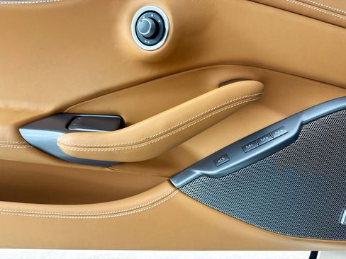 Certified 2022 Ferrari Portofino M RWD image 61