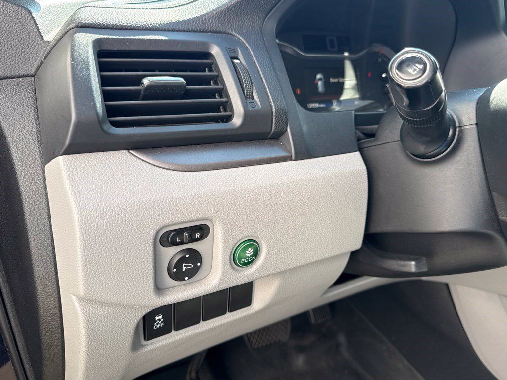 Used 2017 Honda Pilot EX-L image 15